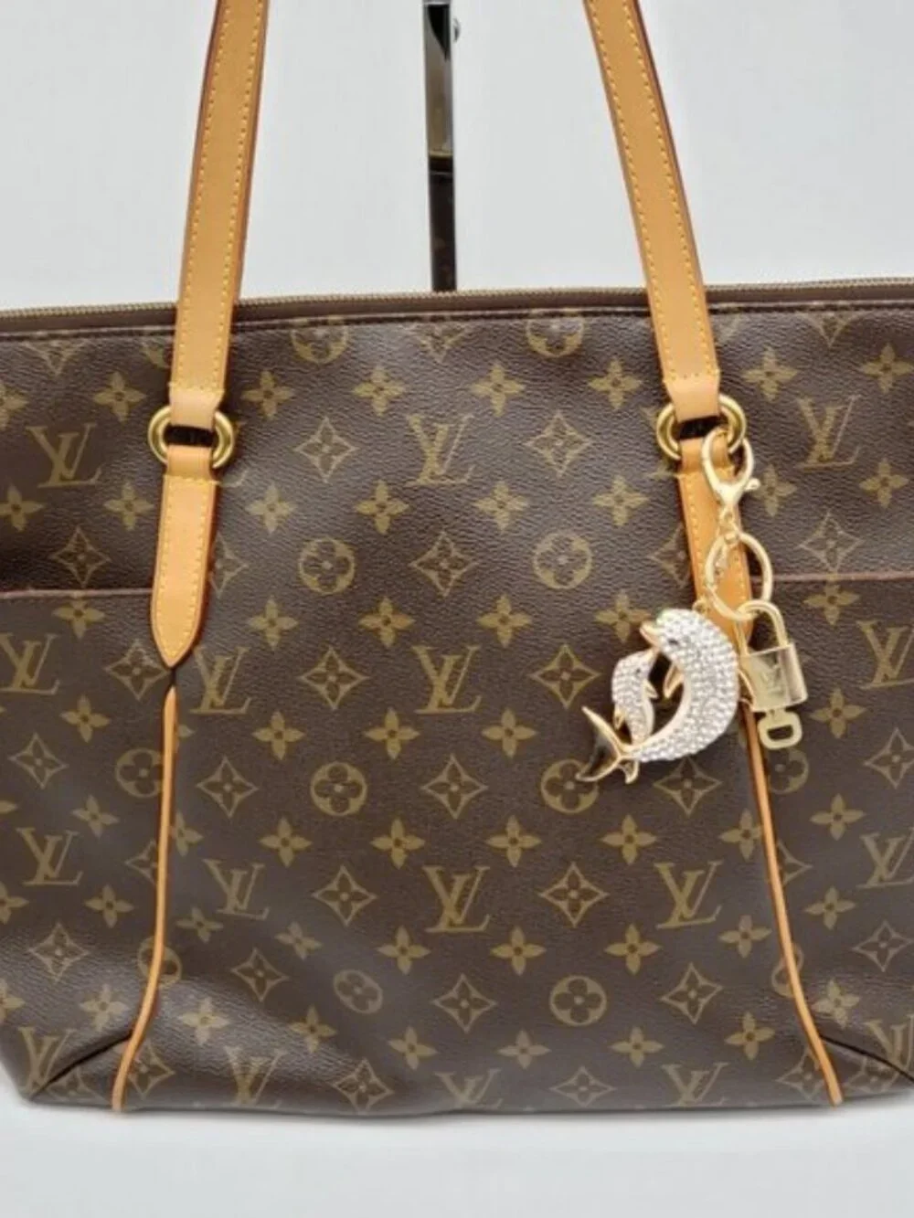 Louis Vuitton add touch